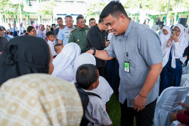 Kurangi Beban Orang Tua, Pemkot Medan Beri Bantuan Kepada Siswa dan Mahasiswa