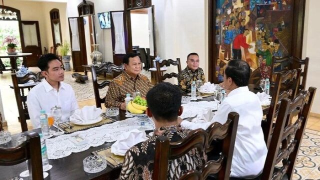 Jokowi – Prabowo – Gibran Bertemu di Solo Bahas Persiapan Pelantikan