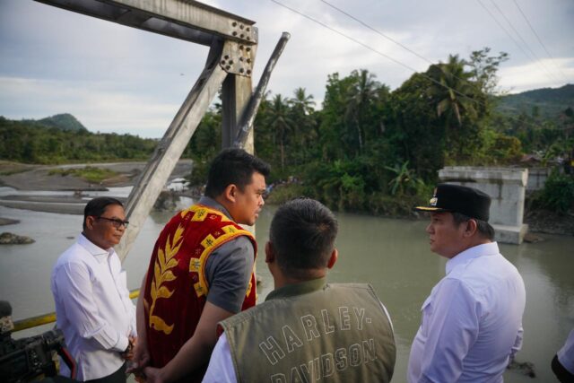 Bobby Nasution Tinjau Jembatan Noyo yang Ambruk langsung gercep realisasikan Perbaikan